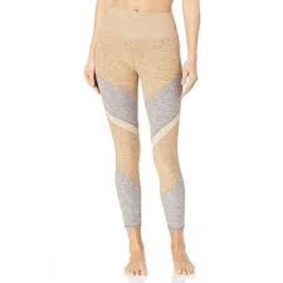 Alo • Yoga High Waist Alosoft Sheila Leggings (S) - Picture 2 of 11